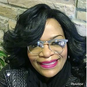 Poshmark family apology